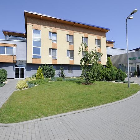 Hotel Buly Aréna à Kravaře Extérieur photo