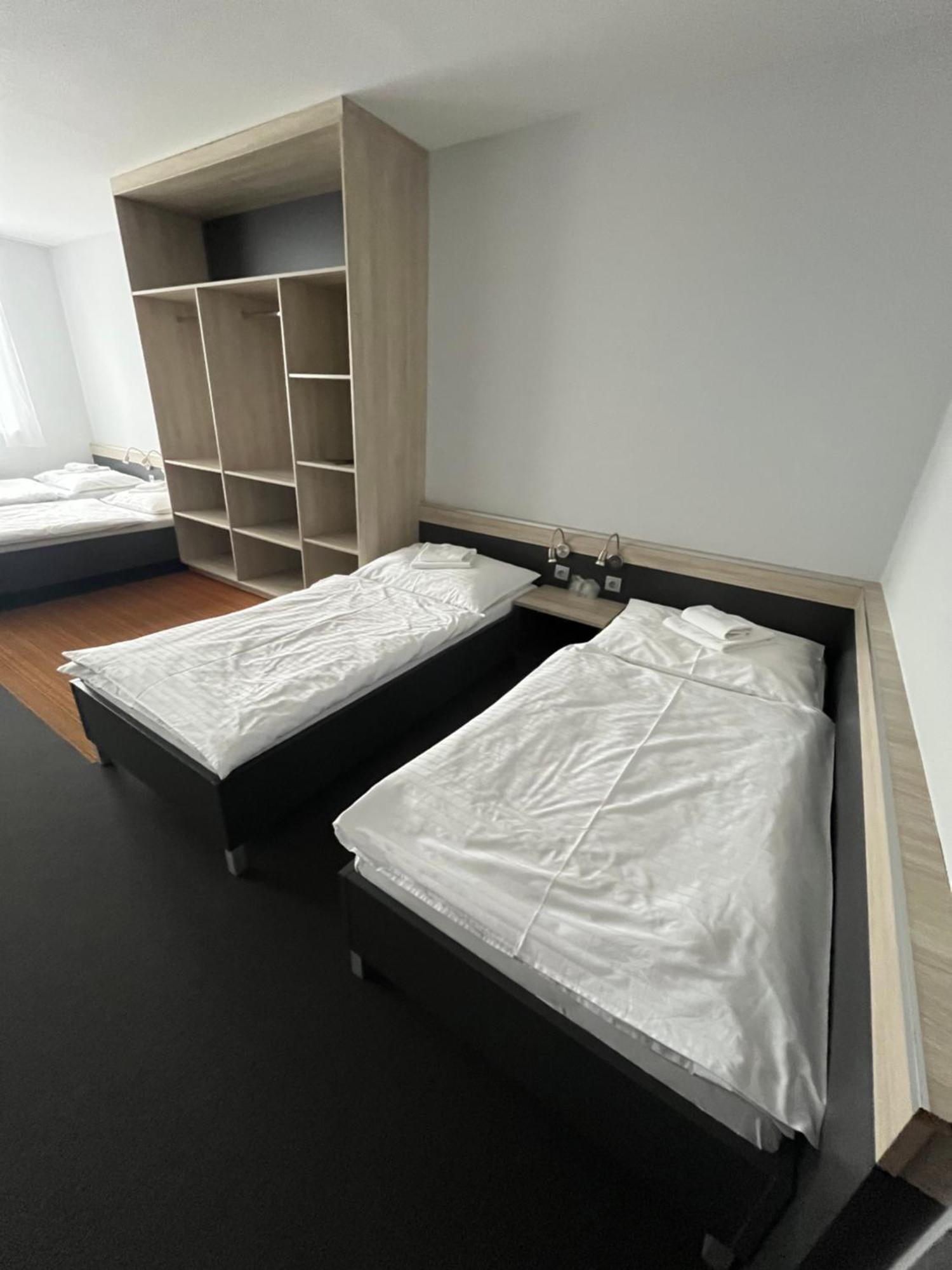Hotel Buly Aréna à Kravaře Extérieur photo