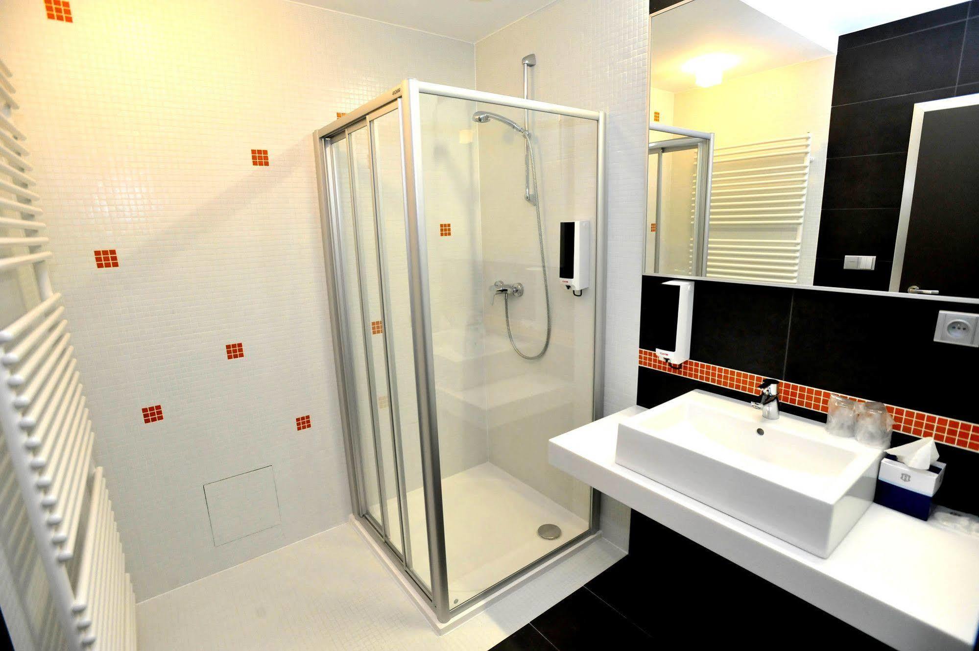 Hotel Buly Aréna à Kravaře Extérieur photo